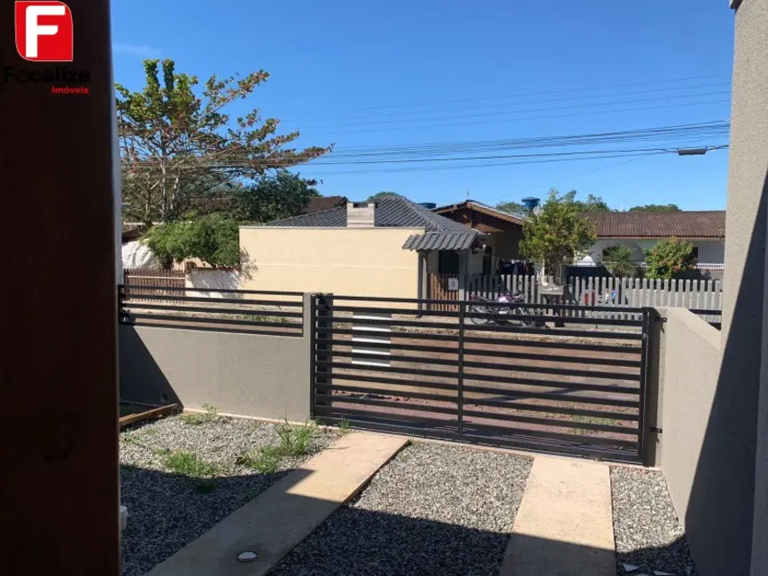 Foto 4 de Casa com 2 quartos à venda, 55m2 em Itapoa - SC
