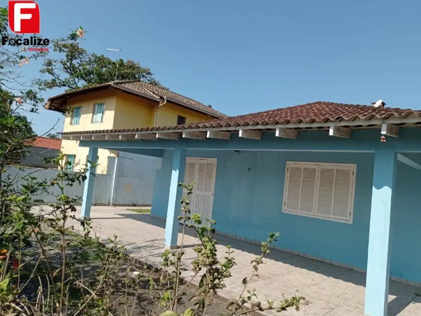 Foto 3 de Casa com 6 quartos à venda, 196m2 em Itapoa - SC