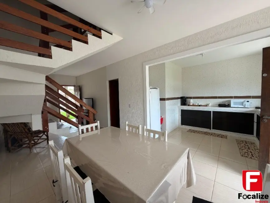 Casa com 3 quartos para alugar, 110m2 em Itapoa - SC - imagem 5 Foto 5 de Casa com 3 quartos para alugar, 110m2 em Itapoa - SC