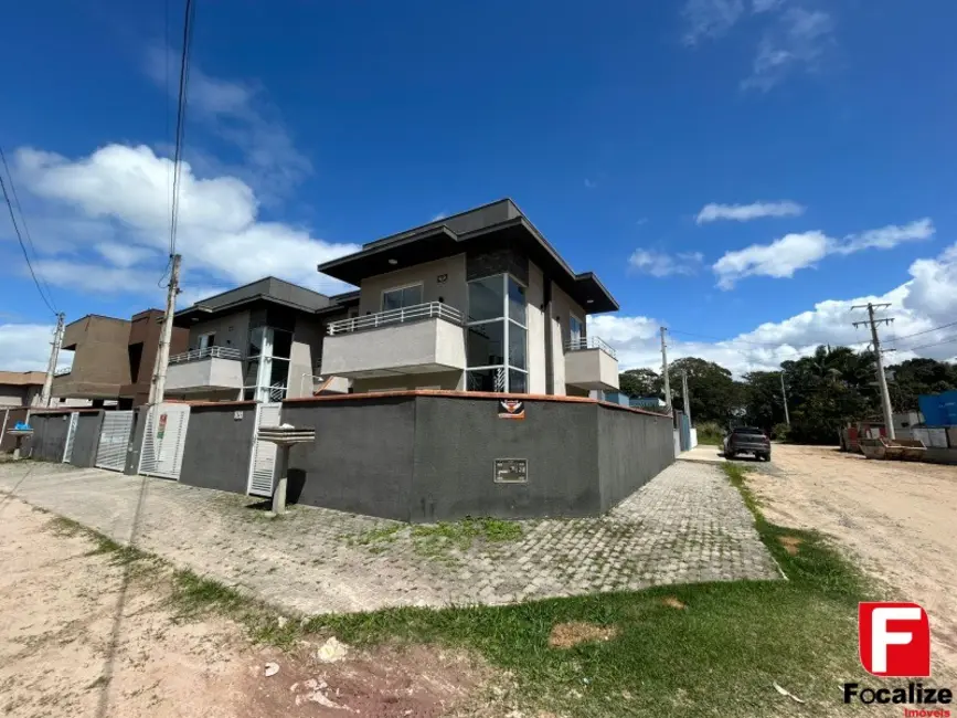Foto 3 de Casa com 3 quartos à venda, 137m2 em Itapoa - SC