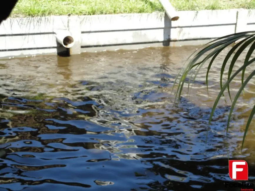 Foto 9 de Casa com 2 quartos à venda, 173m2 em Itapoa - SC
