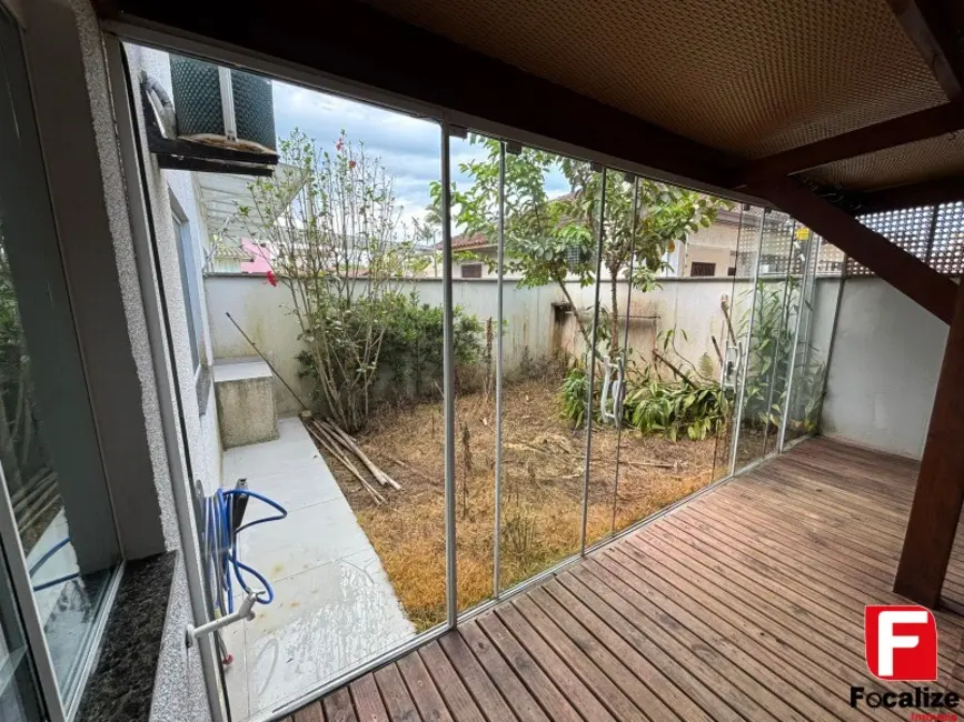 Foto 4 de Casa com 2 quartos à venda, 96m2 em Itapoa - SC
