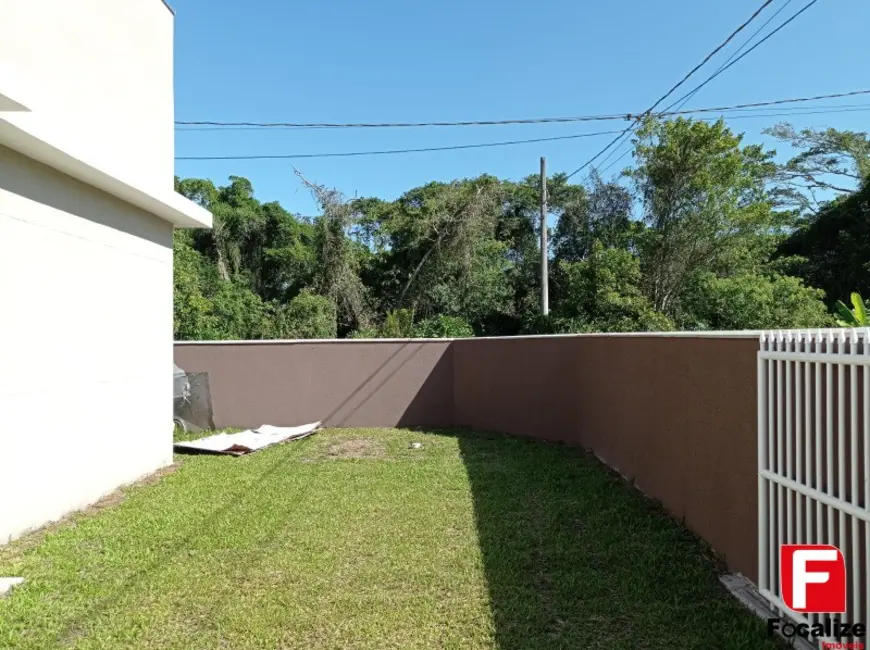 Foto 8 de Casa com 2 quartos à venda, 51m2 em Itapoa - SC