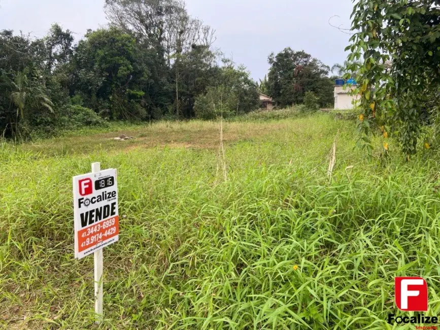 Foto 1 de Terreno / Lote à venda, 180m2 em Itapoa - SC