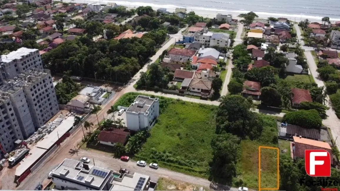 Foto 6 de Terreno / Lote à venda, 180m2 em Itapoa - SC