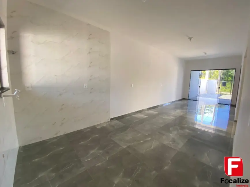 Foto 4 de Casa com 3 quartos à venda, 79m2 em Itapoa - SC