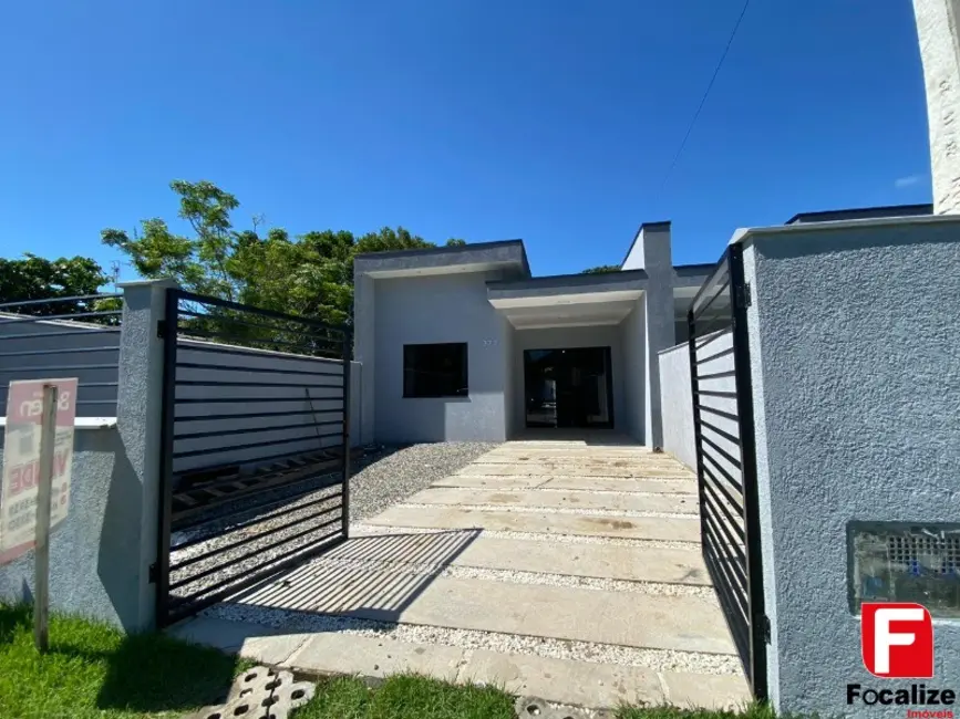 Foto 1 de Casa com 3 quartos à venda, 79m2 em Itapoa - SC