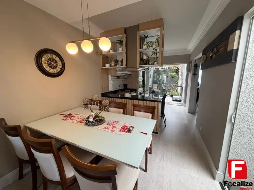 Foto 9 de Casa com 3 quartos à venda, 90m2 em Itapoa - SC