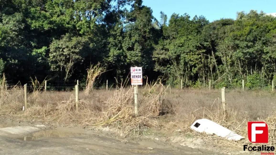 Foto 1 de Terreno / Lote à venda, 368m2 em Itapoa - SC