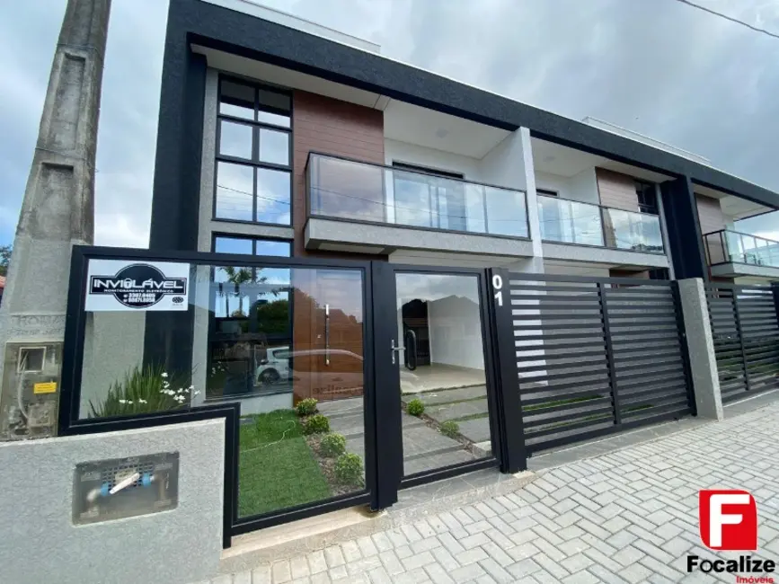 Foto 1 de Casa com 4 quartos à venda, 152m2 em Itapoa - SC