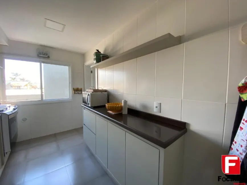 Apartamento com 2 quartos para alugar, 83m2 em Itapoa - SC - imagem 9 Foto 9 de Apartamento com 2 quartos para alugar, 83m2 em Itapoa - SC