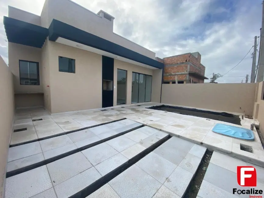 Foto 1 de Casa com 3 quartos à venda, 75m2 em Itapoa - SC