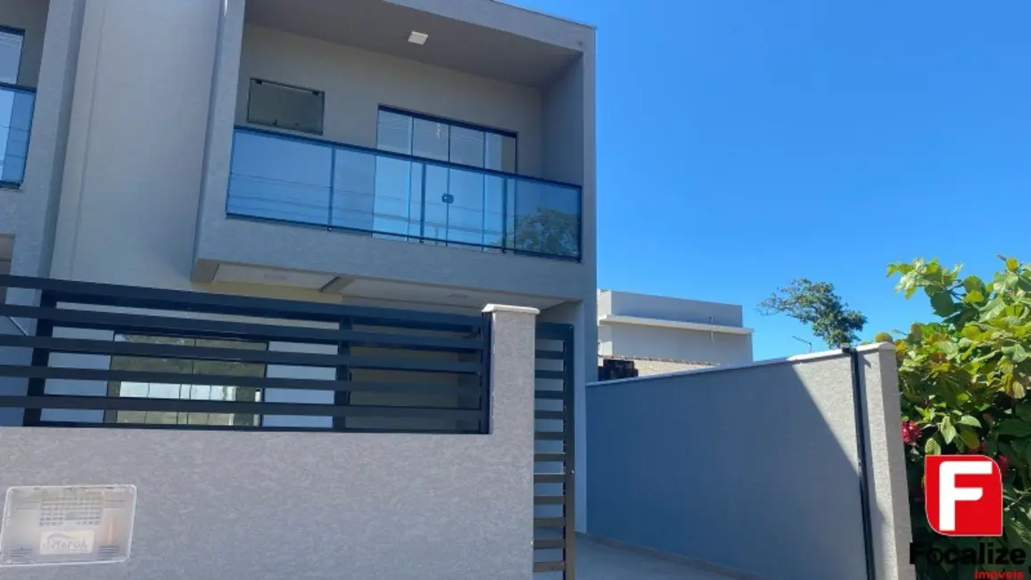 Casa com 3 quartos à venda, 116m2 em Itapoa - SC - imagem 3 Foto 3 de Casa com 3 quartos à venda, 116m2 em Itapoa - SC