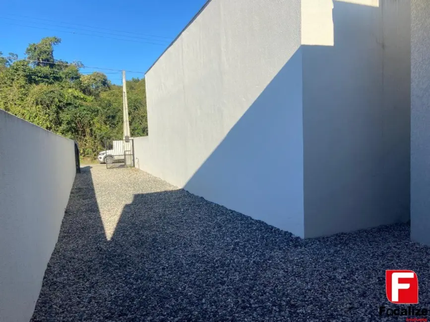 Foto 3 de Casa com 2 quartos à venda, 57m2 em Itapoa - SC