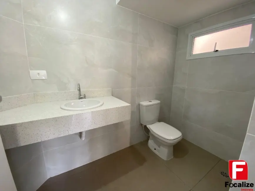 Foto 9 de Casa com 3 quartos à venda, 187m2 em Itapoa - SC