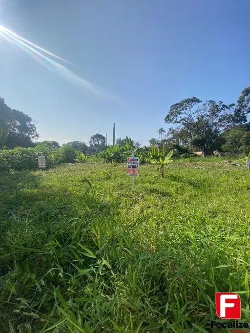 Foto 2 de Terreno / Lote à venda, 318m2 em Itapoa - SC