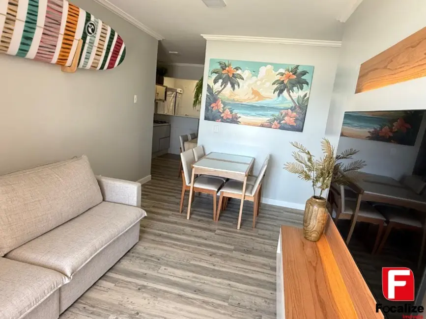 Foto 2 de Apartamento com 3 quartos à venda, 77m2 em Itapoa - SC