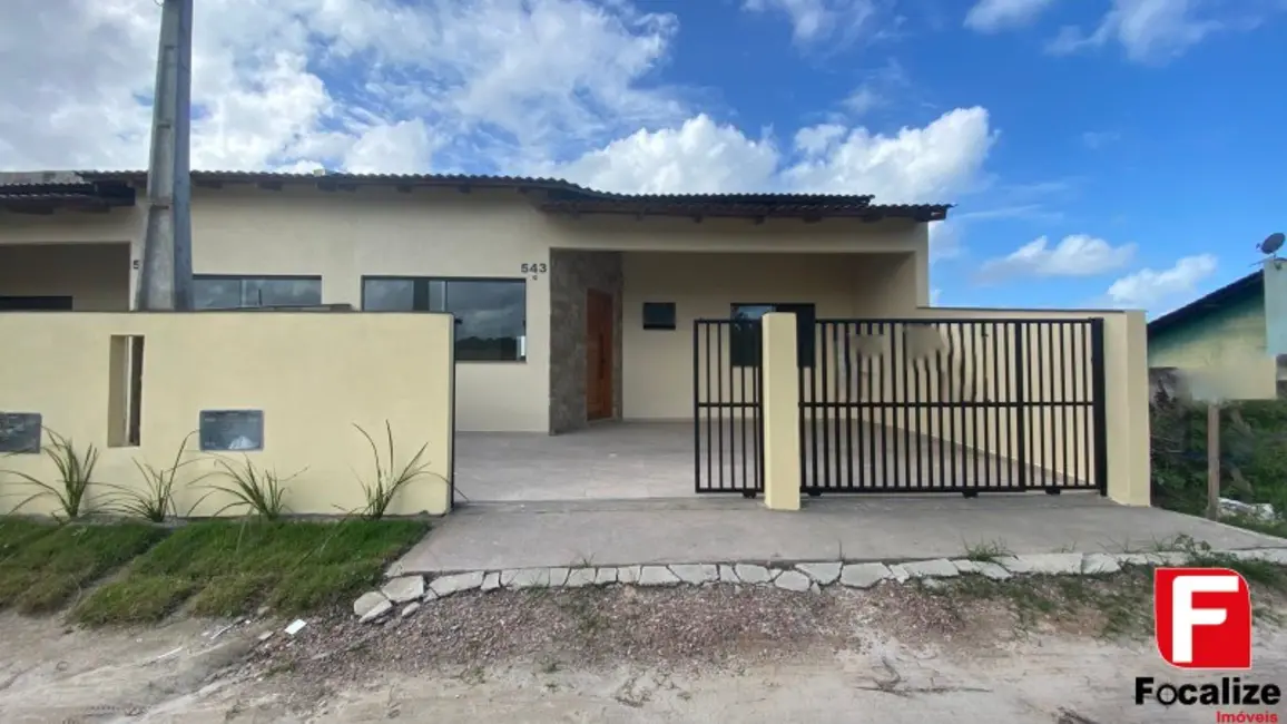 Foto 1 de Casa com 3 quartos à venda, 87m2 em Itapoa - SC
