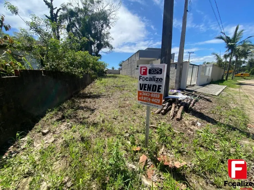 Foto 3 de Terreno / Lote à venda, 225m2 em Itapoa - SC
