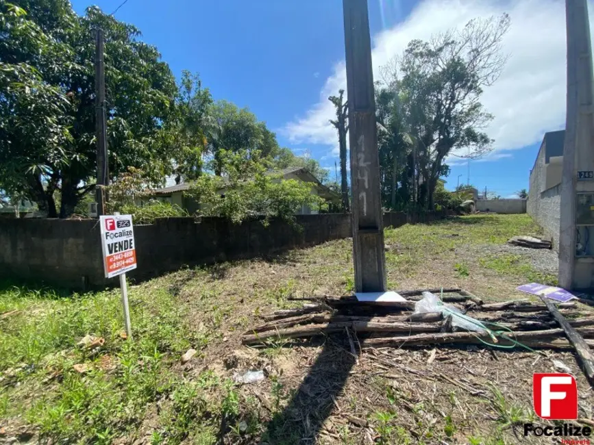 Foto 5 de Terreno / Lote à venda, 225m2 em Itapoa - SC
