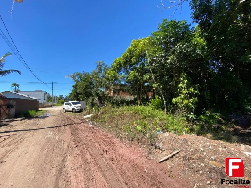 Foto 4 de Terreno / Lote à venda, 360m2 em Itapoa - SC