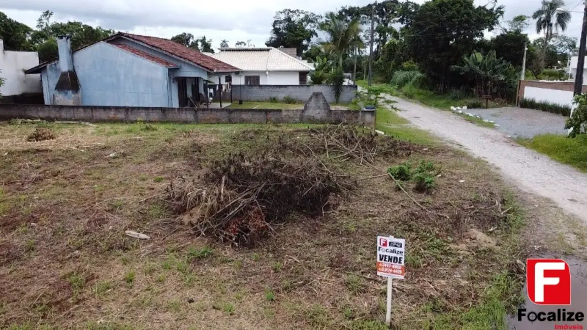 Foto 1 de Terreno / Lote à venda, 192m2 em Itapoa - SC