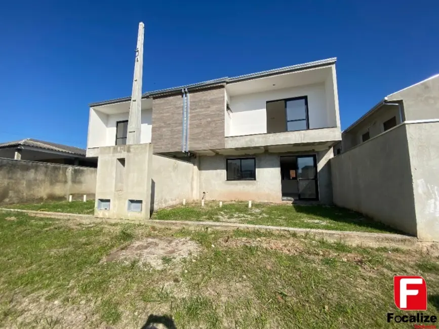 Foto 2 de Casa com 3 quartos à venda, 131m2 em Itapoa - SC