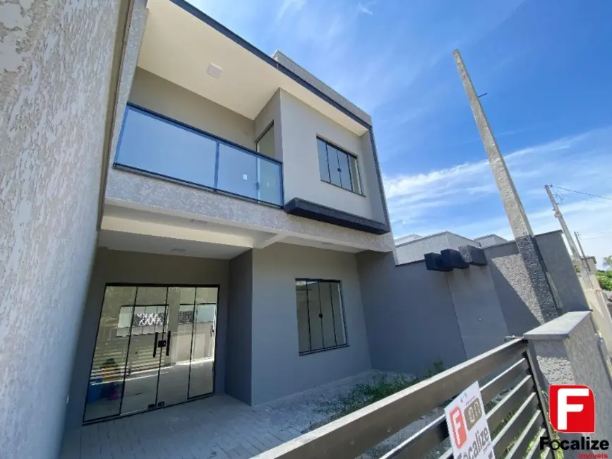 Foto 3 de Casa com 3 quartos à venda, 137m2 em Itapoa - SC