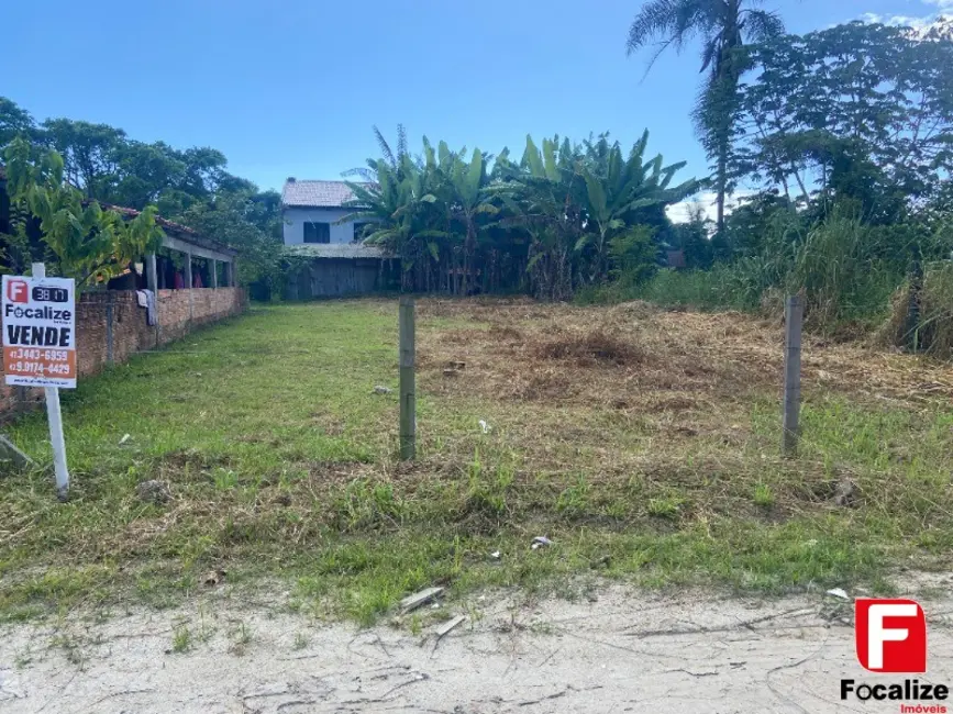 Foto 3 de Terreno / Lote à venda, 360m2 em Itapoa - SC