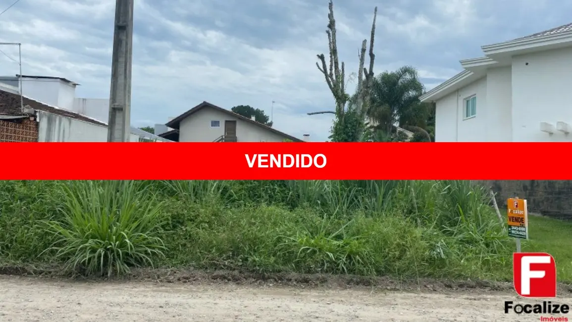 Foto 1 de Terreno / Lote à venda, 384m2 em Itapoa - SC