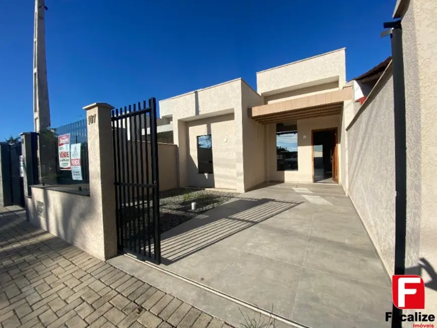 Foto 2 de Casa com 3 quartos à venda, 78m2 em Itapoa - SC