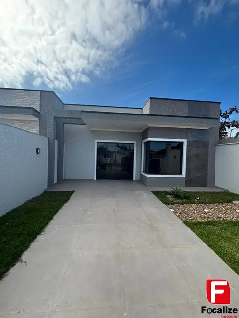 Foto 1 de Casa com 2 quartos à venda, 69m2 em Itapoa - SC