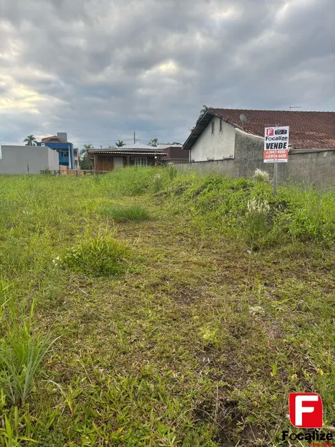 Foto 4 de Terreno / Lote à venda, 360m2 em Itapoa - SC