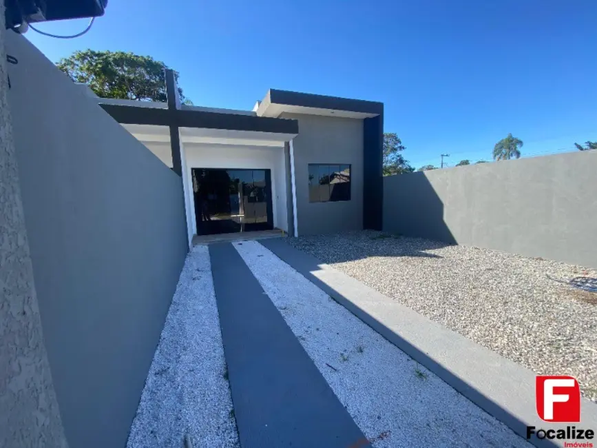 Foto 1 de Casa com 2 quartos à venda, 60m2 em Itapoa - SC