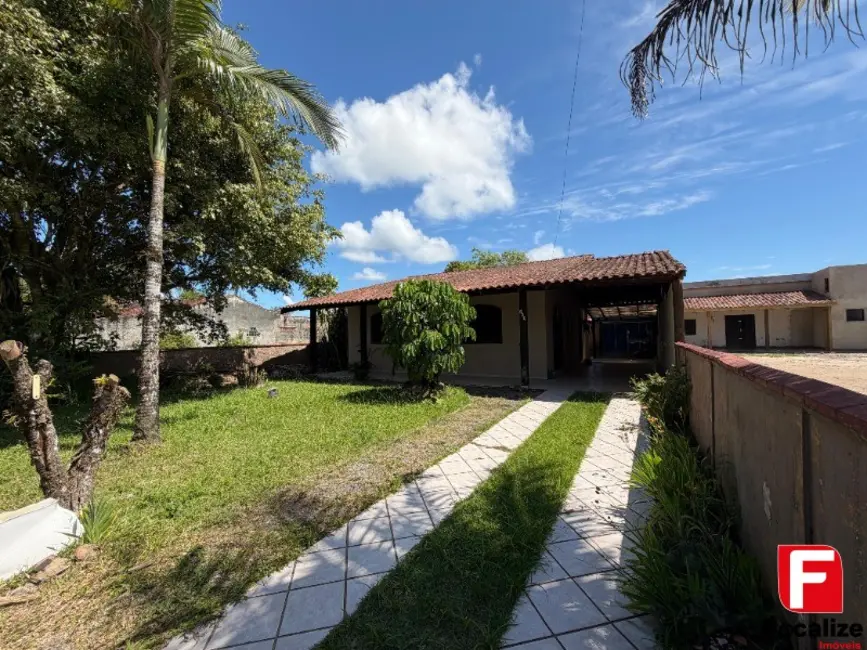 Foto 1 de Casa com 2 quartos à venda, 203m2 em Itapoa - SC
