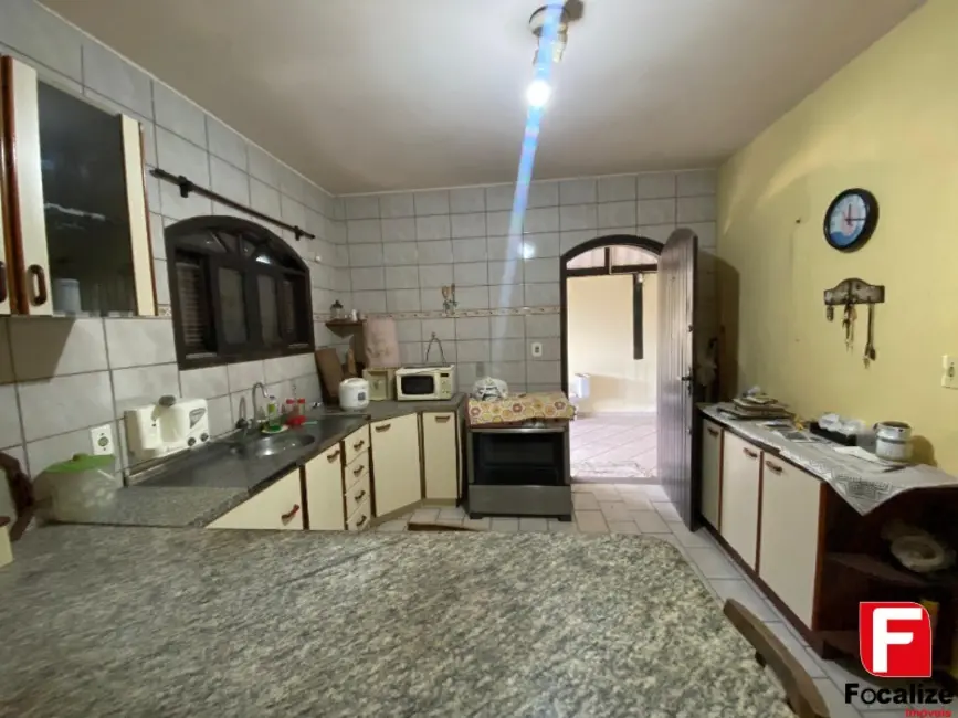 Foto 3 de Casa com 2 quartos à venda, 203m2 em Itapoa - SC