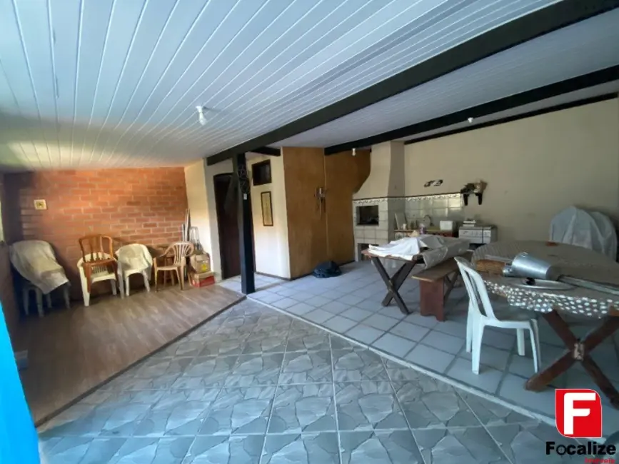 Foto 9 de Casa com 2 quartos à venda, 203m2 em Itapoa - SC