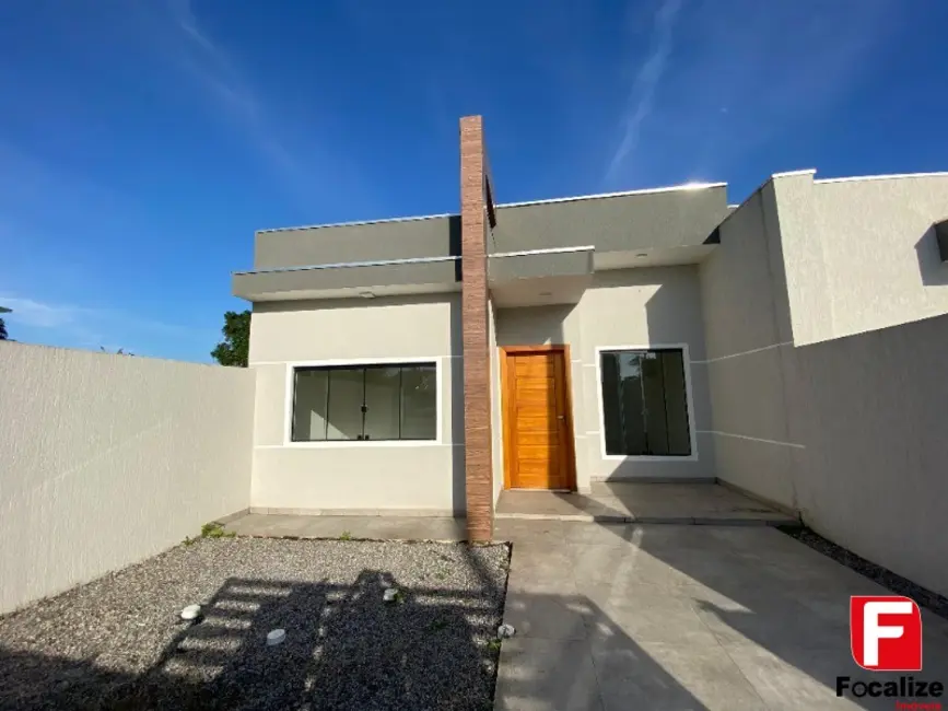 Foto 2 de Casa com 2 quartos à venda, 61m2 em Itapoa - SC