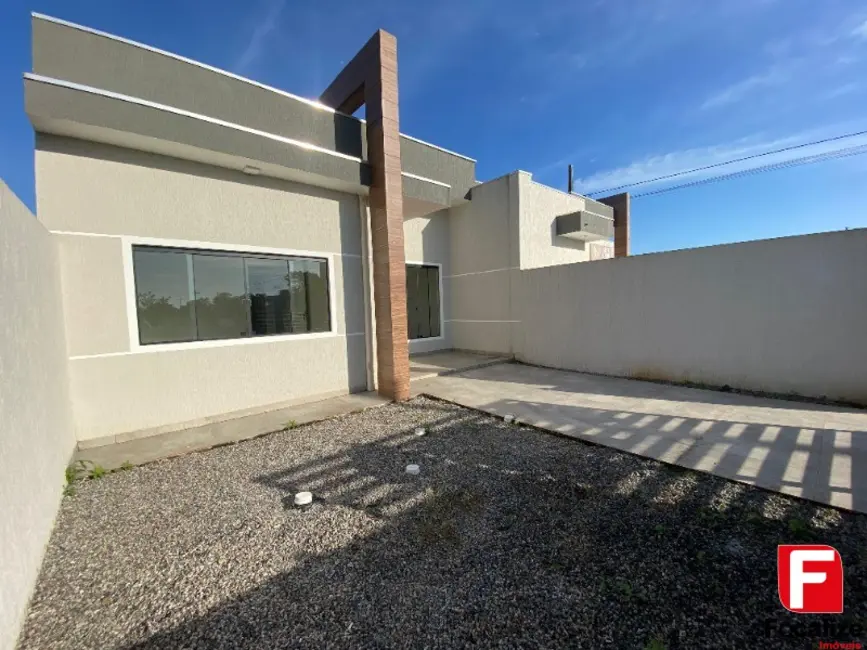 Foto 3 de Casa com 2 quartos à venda, 61m2 em Itapoa - SC