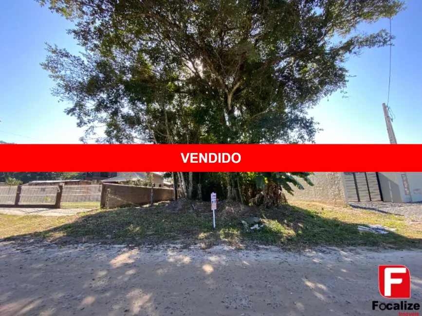 Foto 1 de Terreno / Lote à venda, 480m2 em Itapoa - SC