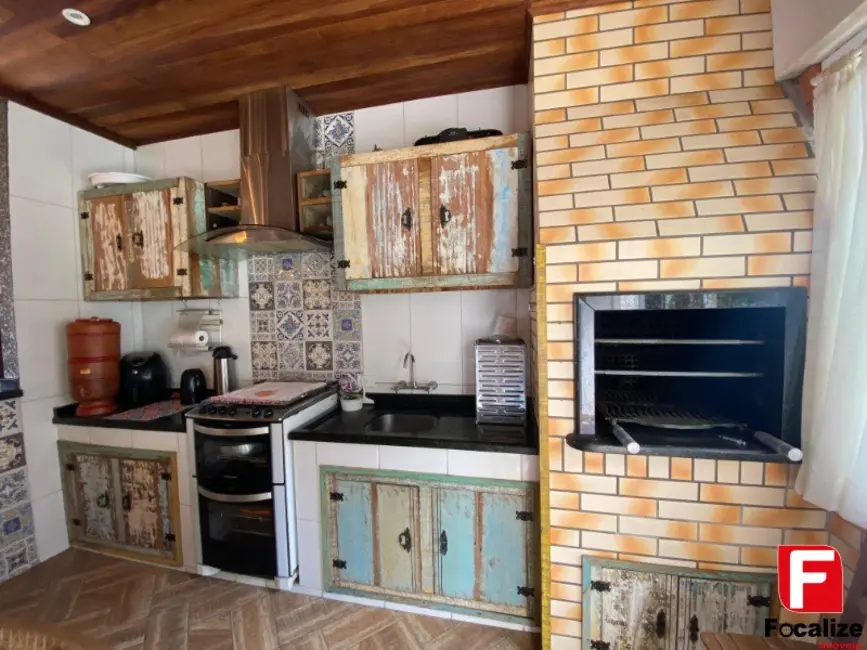 Foto 9 de Casa com 5 quartos à venda, 341m2 em Itapoa - SC