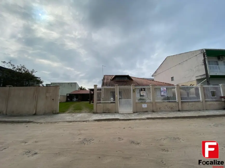 Foto 4 de Casa com 5 quartos à venda, 341m2 em Itapoa - SC