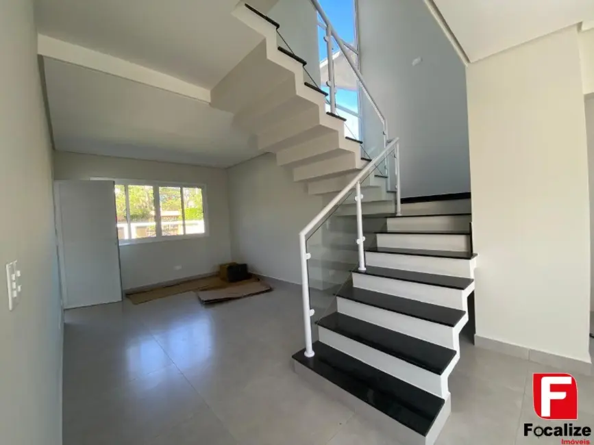 Foto 4 de Casa com 3 quartos à venda, 142m2 em Itapoa - SC