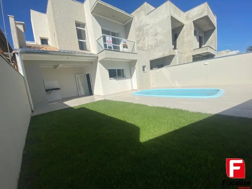 Foto 2 de Casa com 3 quartos à venda, 142m2 em Itapoa - SC