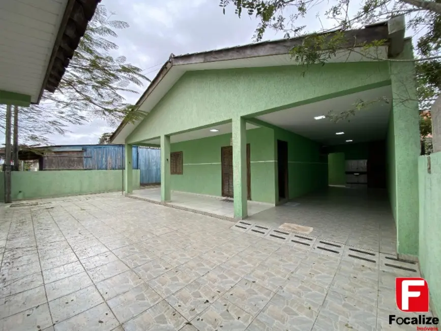 Foto 1 de Casa com 3 quartos à venda, 98m2 em Itapoa - SC