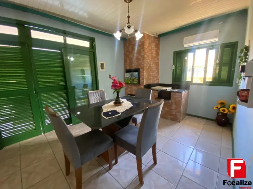 Foto 7 de Casa com 3 quartos à venda, 142m2 em Itapoa - SC