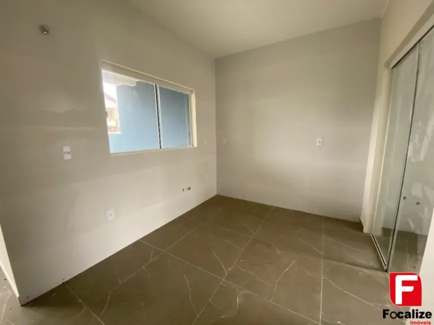Foto 5 de Casa com 2 quartos à venda, 70m2 em Itapoa - SC