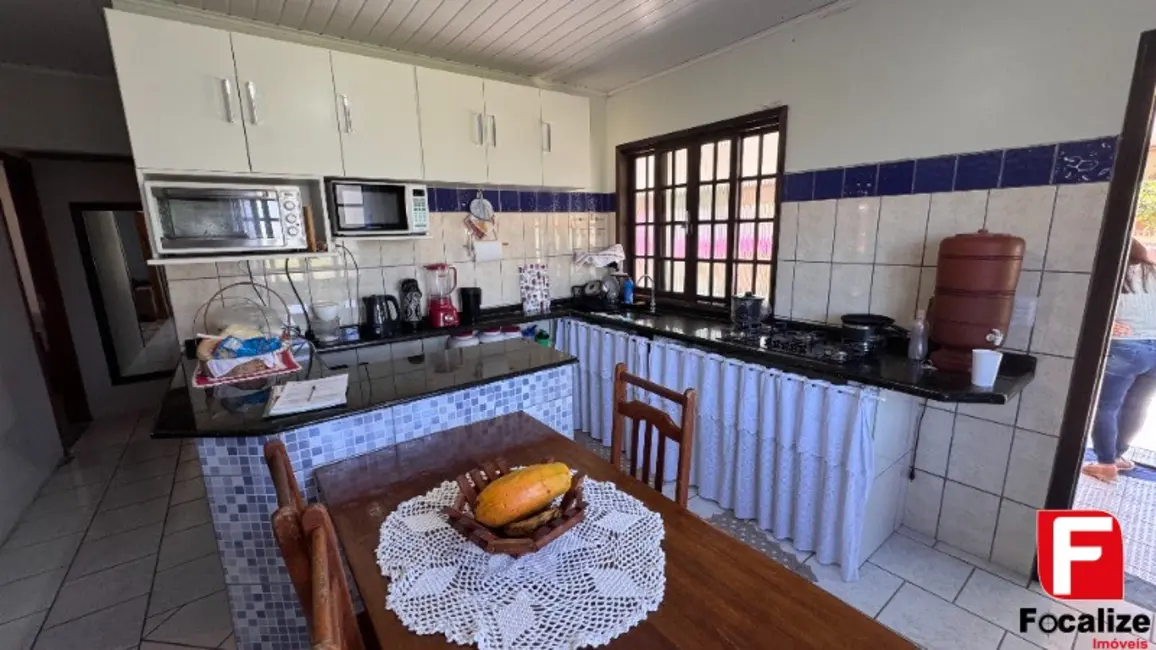 Foto 4 de Casa com 3 quartos à venda, 124m2 em Itapoa - SC