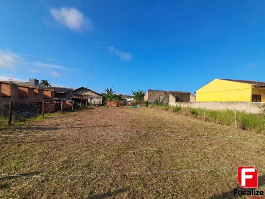 Foto 3 de Terreno / Lote à venda, 375m2 em Itapoa - SC