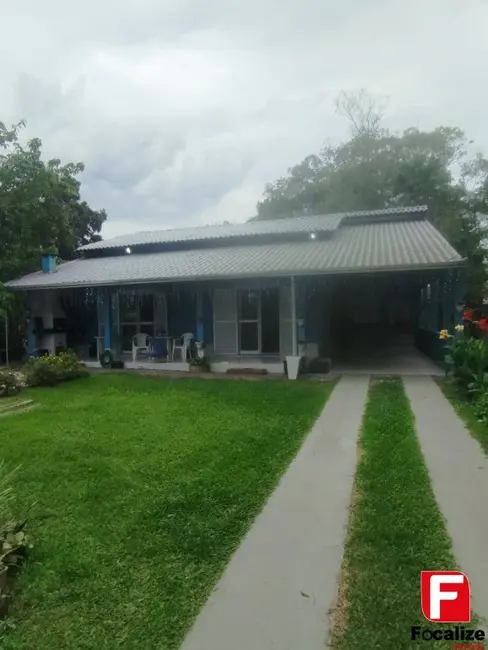 Foto 1 de Casa com 3 quartos à venda, 153m2 em Itapoa - SC